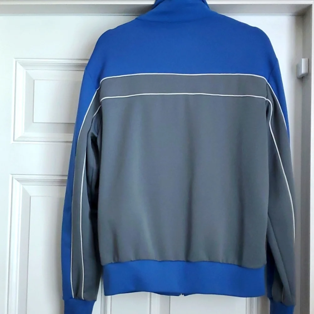 Nike Vintage Jacket in EUC - Picture 3 of 4